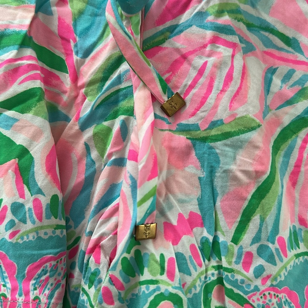 Lilly Pulitzer Katia Shorts - Picture 3 of 4